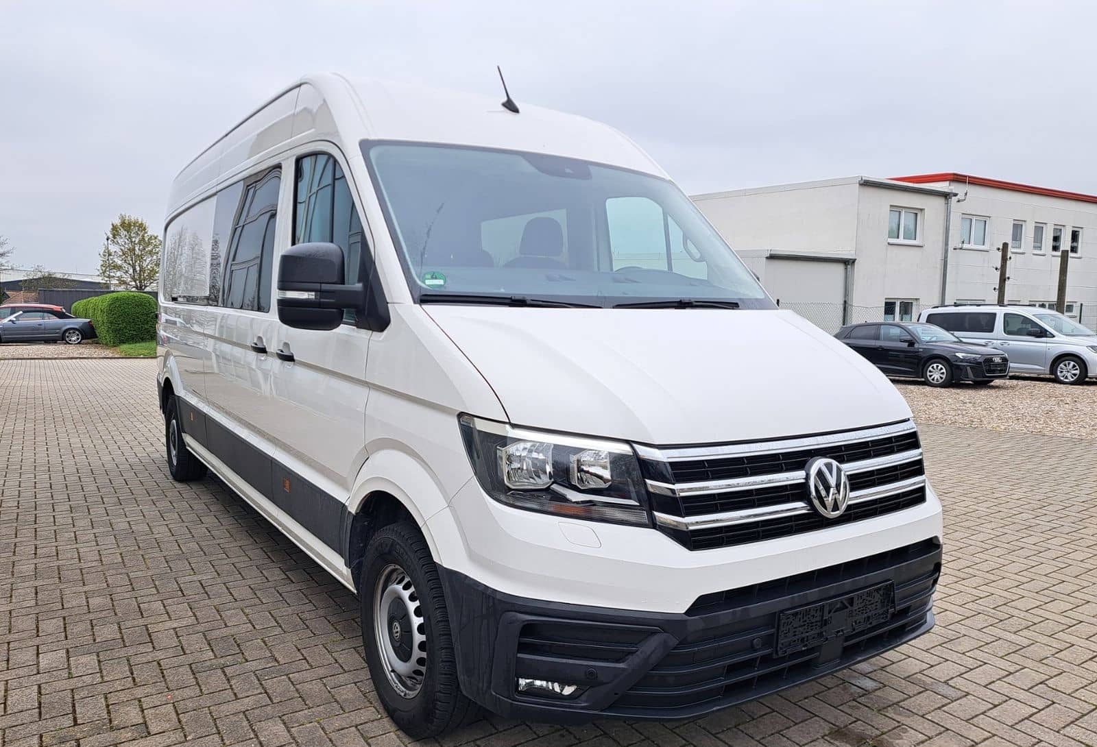 Volkswagen Crafter  L3H2 Trendline, 7 Sitzer foto 6