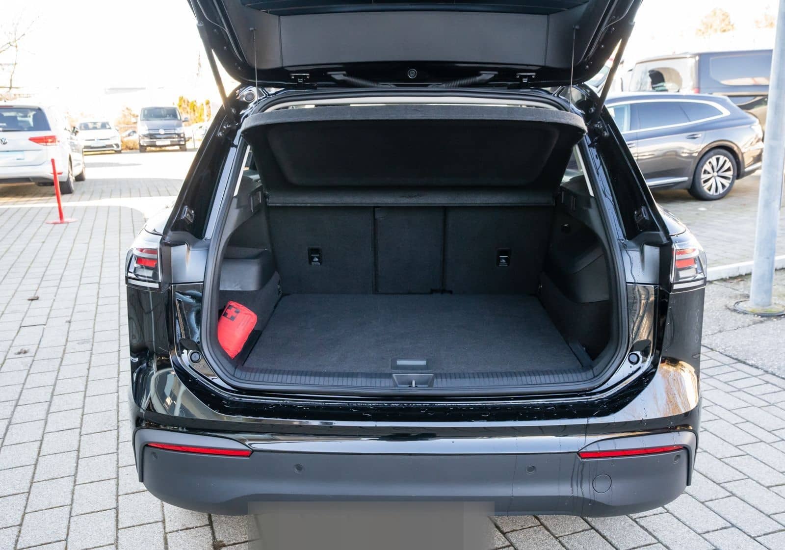 Volkswagen Tiguan Goal 2,0 TDI DSG AHK Navi 360° SHZ LED foto 9