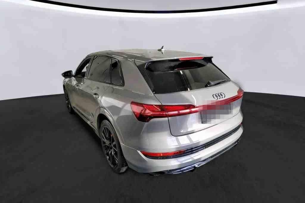 Audi E-TRON 55 2x S LINE BLACK EDITION/21Z./DAB/B&O foto 9