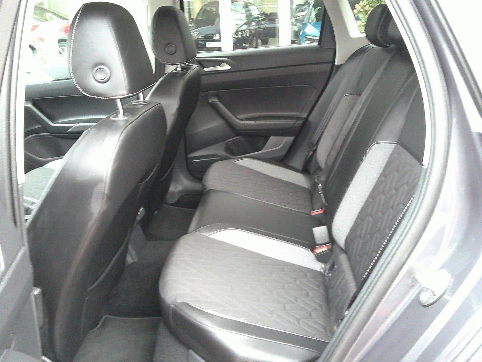 Volkswagen Taigo 1.0 TSI Goal NAVI+LED+ACC+PDC+KLIMA+Si-Hz foto 16