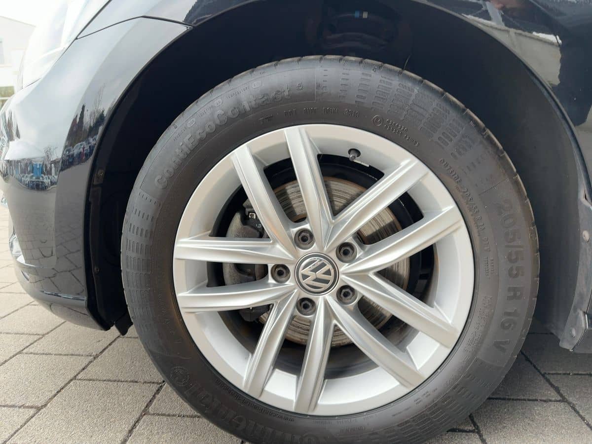 Volkswagen Golf VII Variant 2.0 TDI Comfortline DSG Nav ACC foto 15