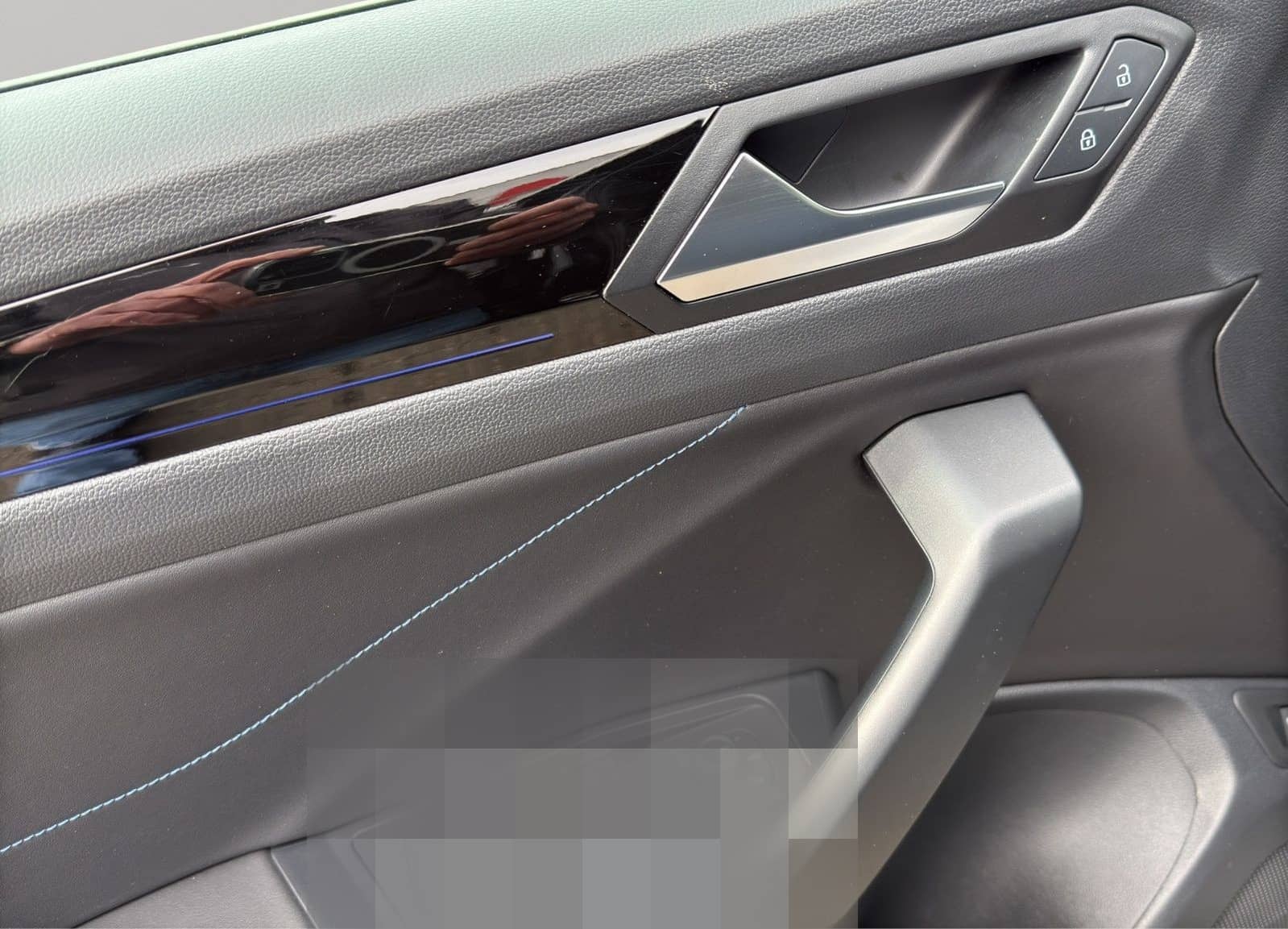 Volkswagen T-Roc R 2.0 TSI 4Mot. DSG AHK+IQ.LIGHT+ACC+BEATS foto 13