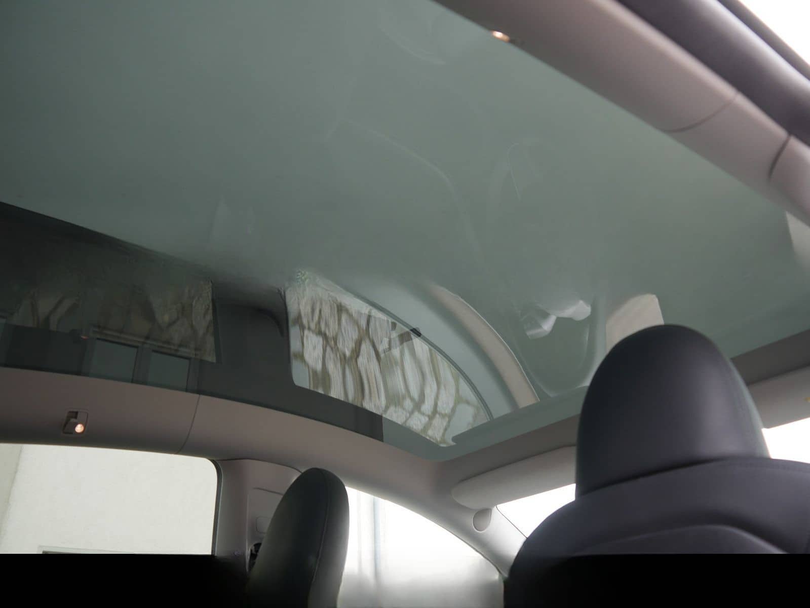 Tesla Model Y Long Range Dual AWD AHK foto 21