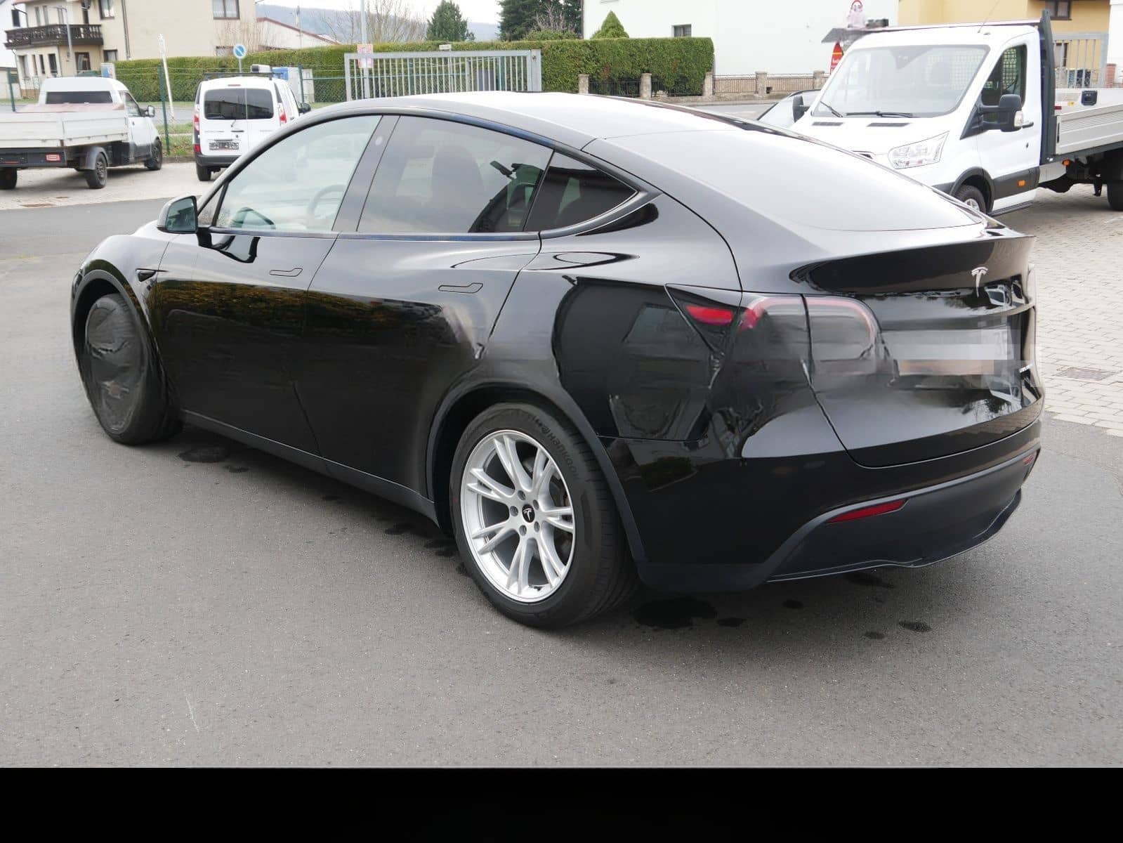 Tesla Model Y Long Range Dual AWD AHK foto 4