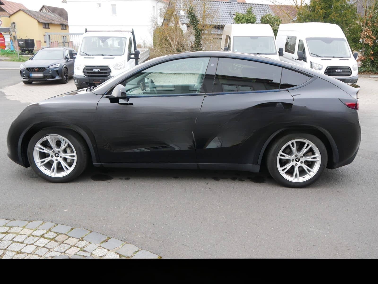 Tesla Model Y Long Range Dual AWD AHK foto 5
