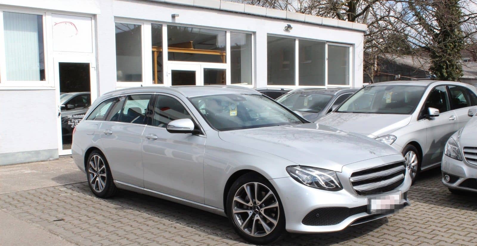 Mercedes-Benz E 220d T Avantg*LED*NAVI*LEDER*TOTW*SPUR foto 2