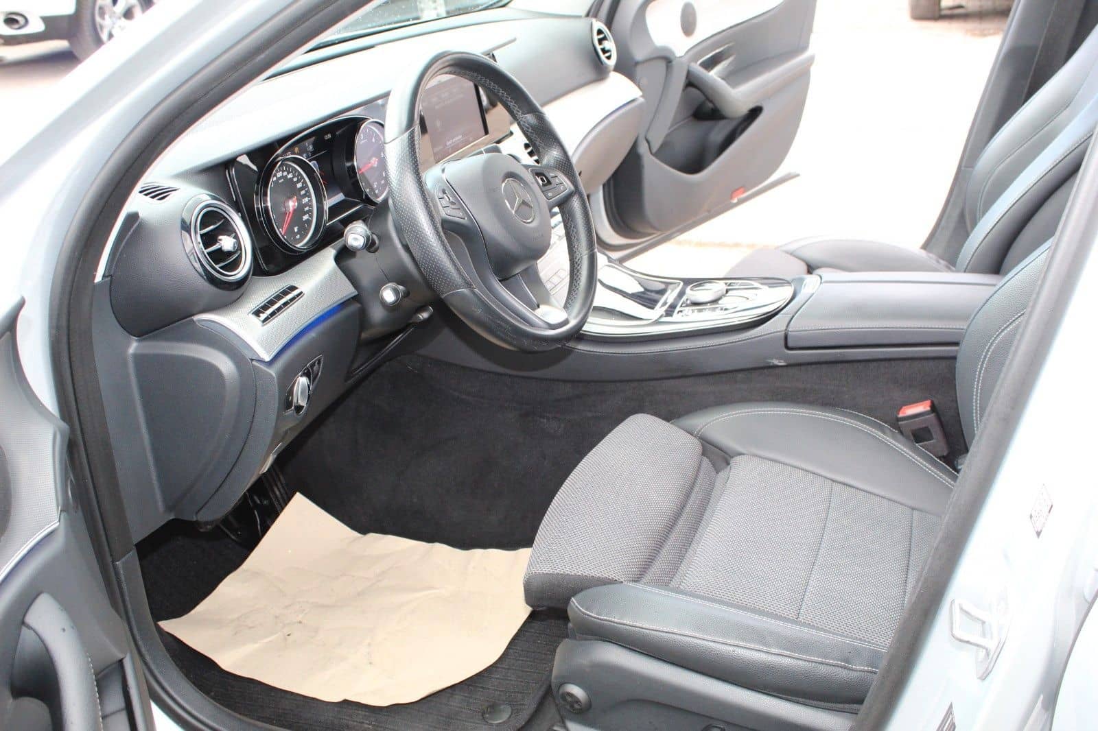 Mercedes-Benz E 220d T Avantg*LED*NAVI*LEDER*TOTW*SPUR foto 17