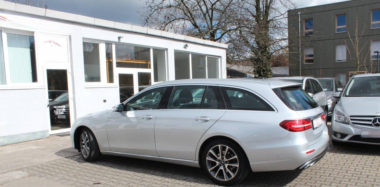 Mercedes-Benz E 220d T Avantg*LED*NAVI*LEDER*TOTW*SPUR foto 9