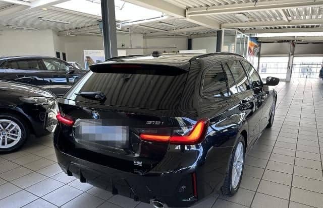 BMW 318 i M Sport AHK HUD 360° Kamera Alcantara LED foto 2