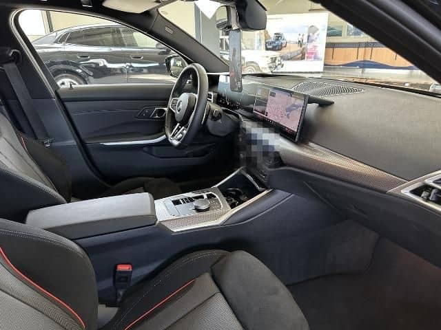 BMW 318 i M Sport AHK HUD 360° Kamera Alcantara LED foto 3