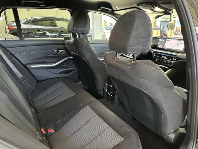 BMW 318 i M Sport AHK HUD 360° Kamera Alcantara LED foto 5