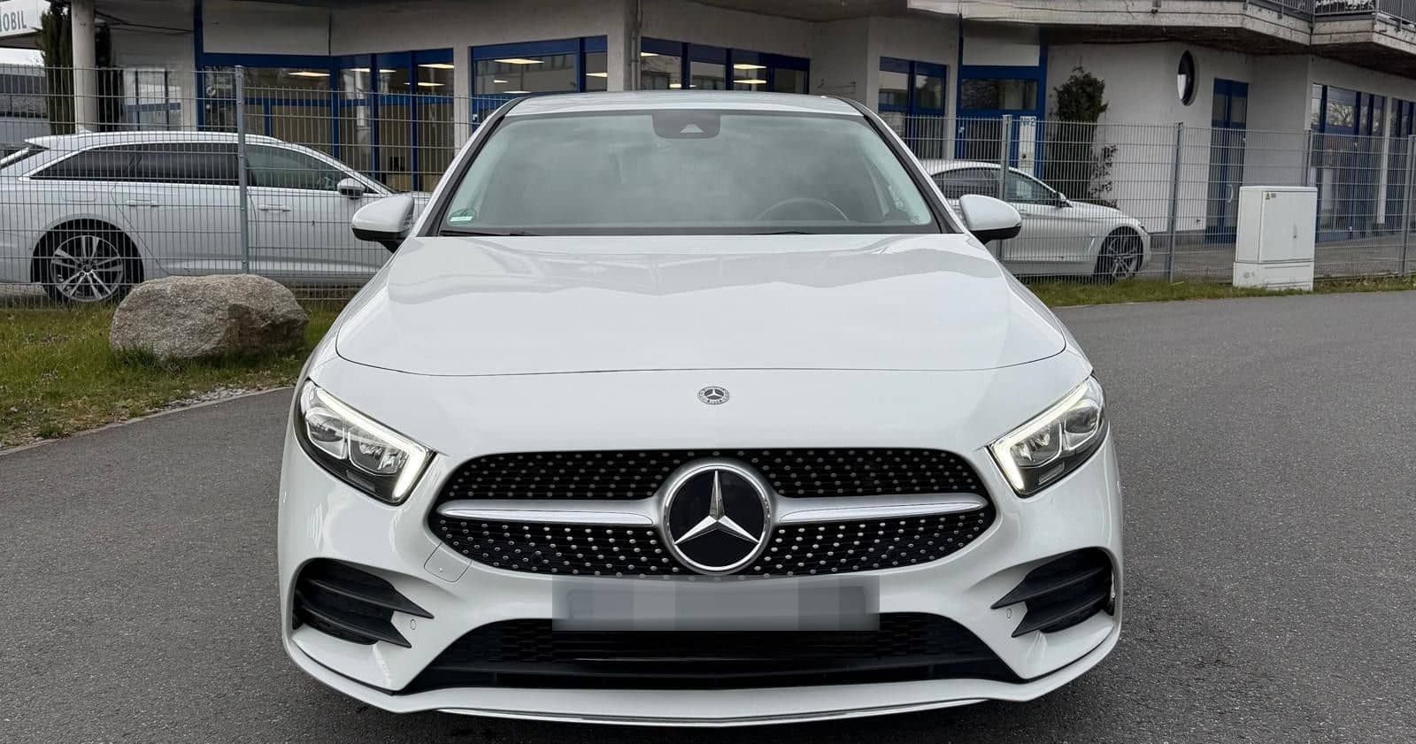 Mercedes-Benz A 180 A 180 d*AMG*AMBT*ALCANTARA*SZHG* foto 2