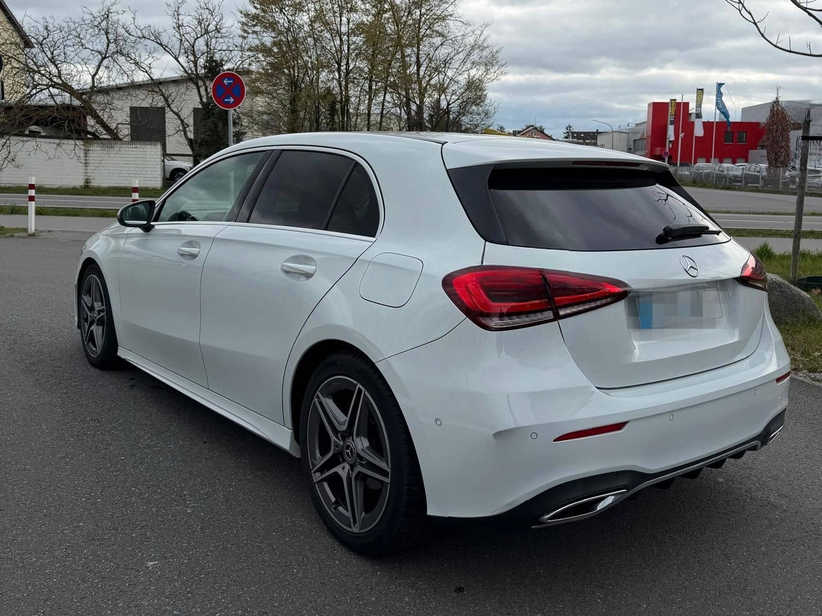Mercedes-Benz A 180 A 180 d*AMG*AMBT*ALCANTARA*SZHG* foto 5