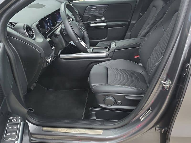 Mercedes-Benz GLA 200 d PROGRESSIVE AHK SHZ KLIMA NAVI MBUX foto 17