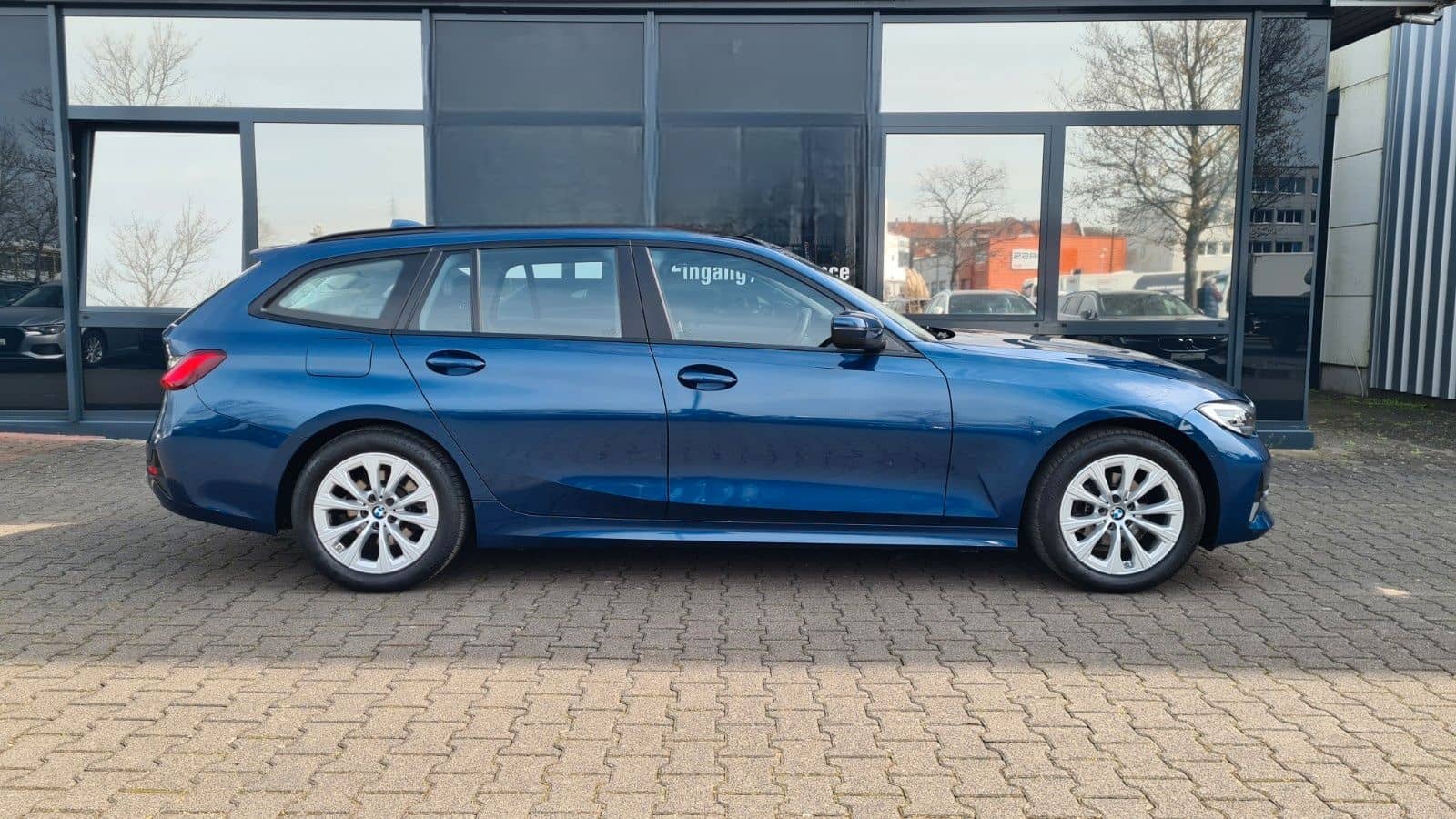 BMW 318d Advantage - ACC - HUD - 8 x ALU - foto 8