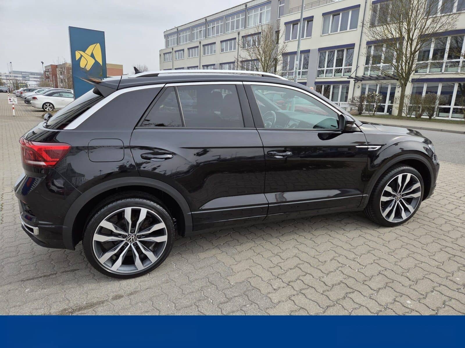 Volkswagen T-Roc 1.5 TSI R-LINE DSG Sport AHK+NAVI*SITZHZG foto 8