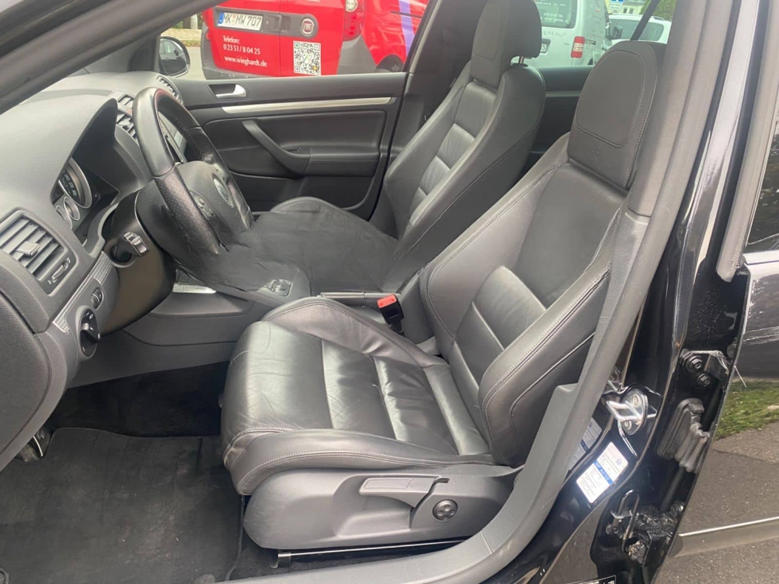 Volkswagen Golf V Lim. R32 Automatik,Leder,SCH,Navi,PDC foto 9