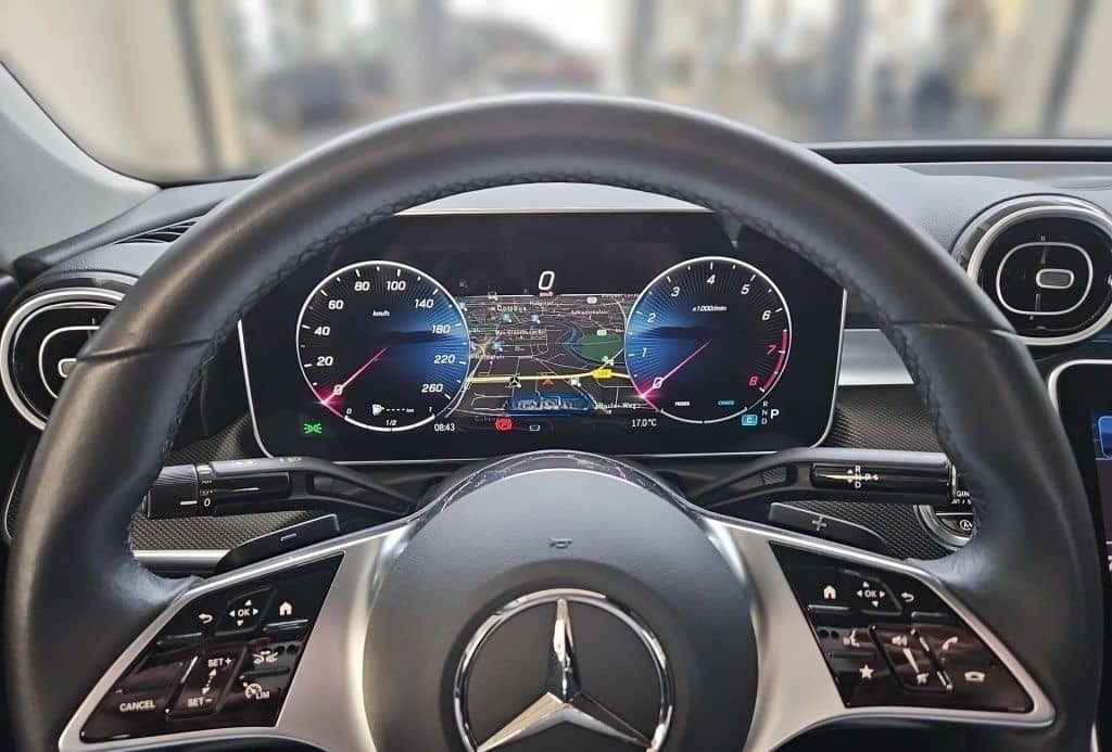 Mercedes-Benz C 200 Avantg. Navi LED SHZ Ambie. KeyLess KAM foto 8