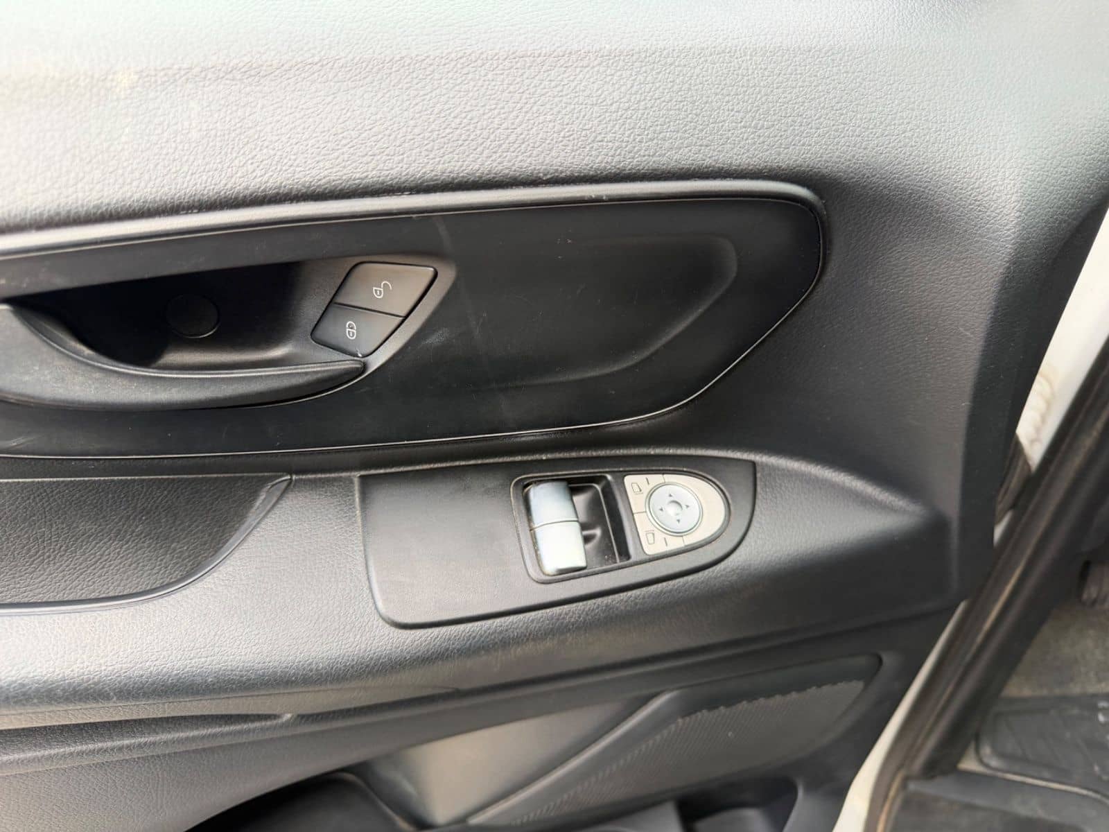 Mercedes-Benz Vito Kasten 114 CDI RWD lang Wenig km.9G automat foto 20