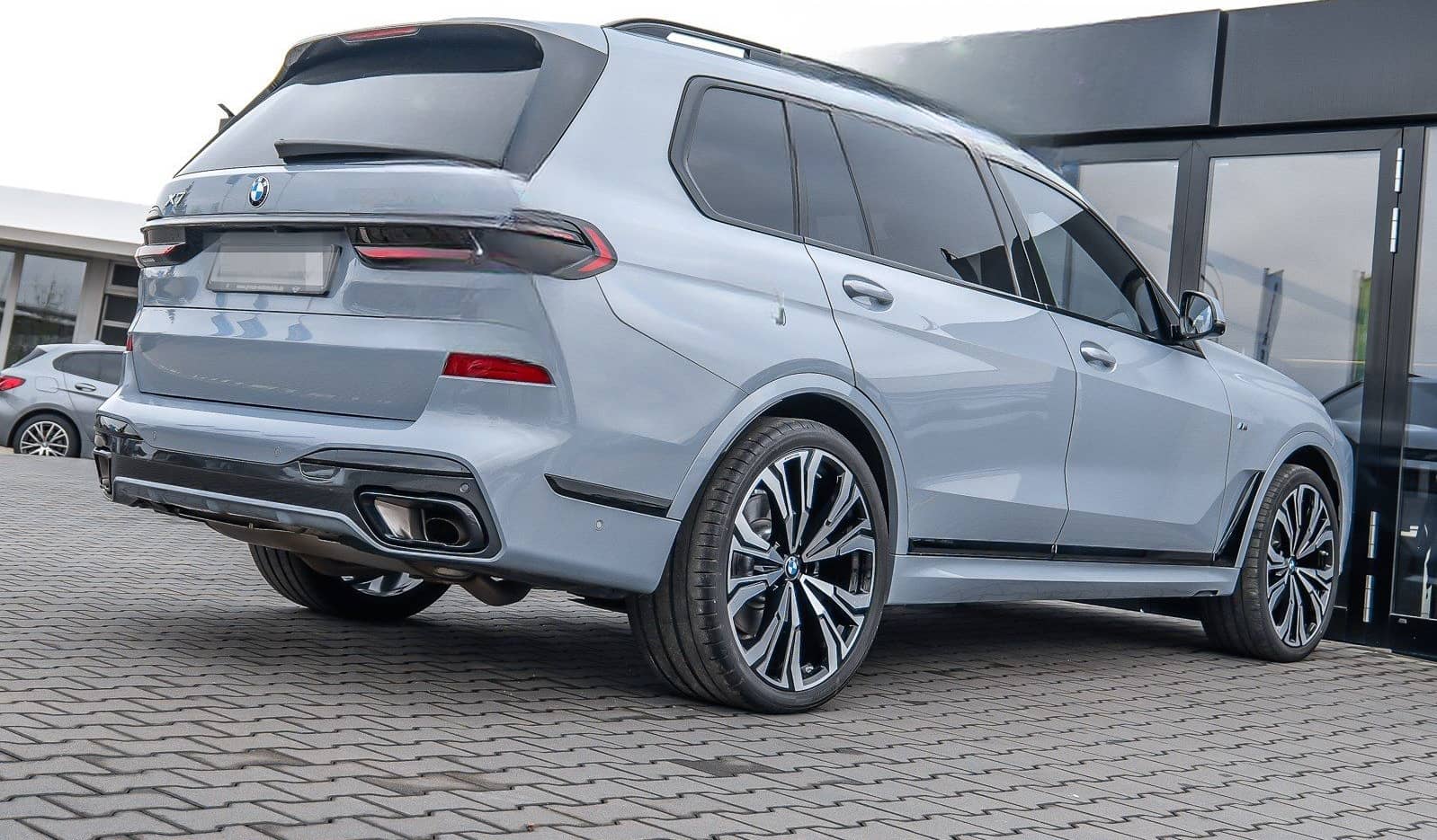 BMW X7 xDrive40d M Sport HUD PANO ACC AHK RFK NAVI foto 2