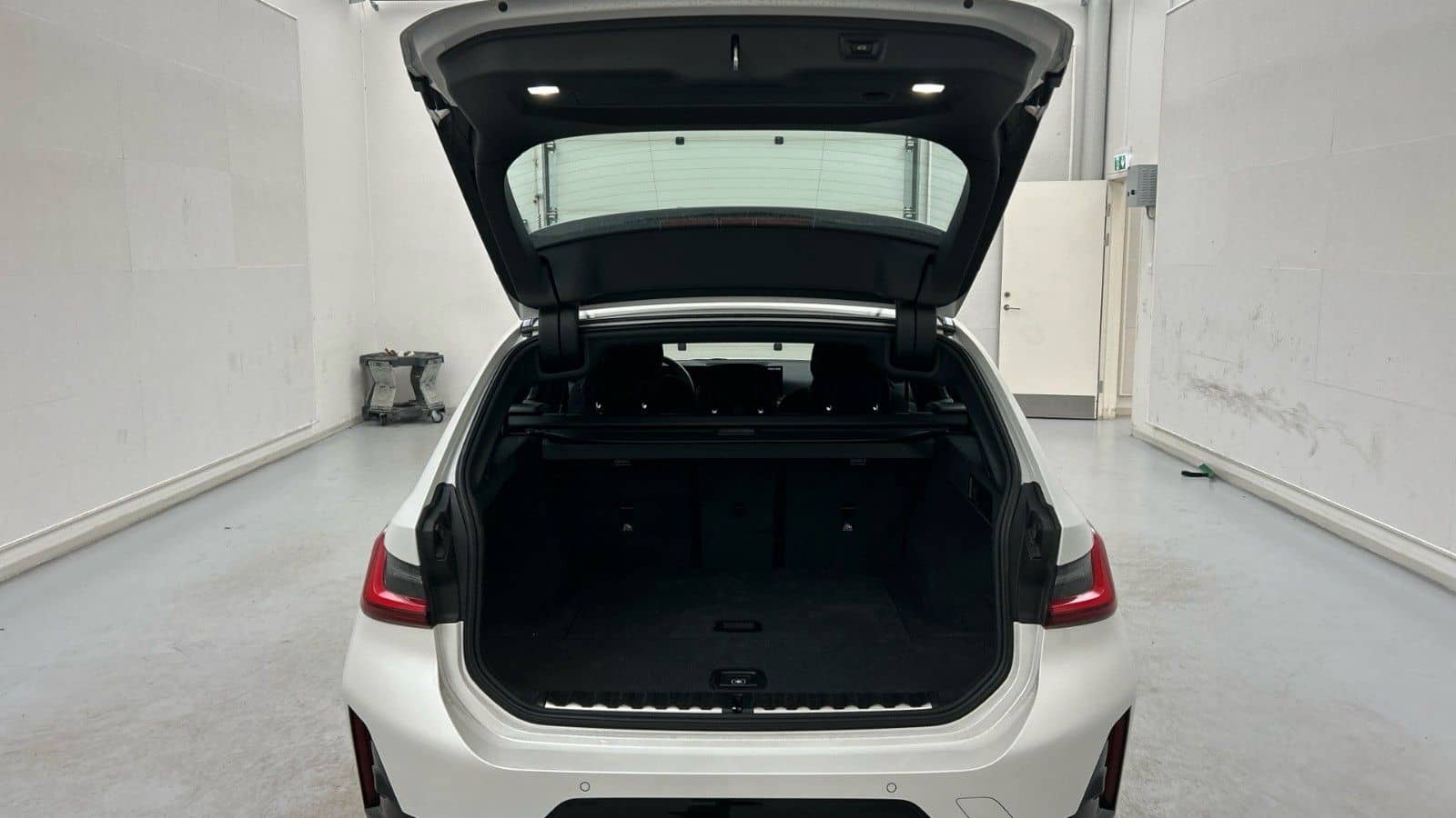 BMW 330i Touring xDrive M Sport ACC FL2 HiFi LED 3ZK foto 14