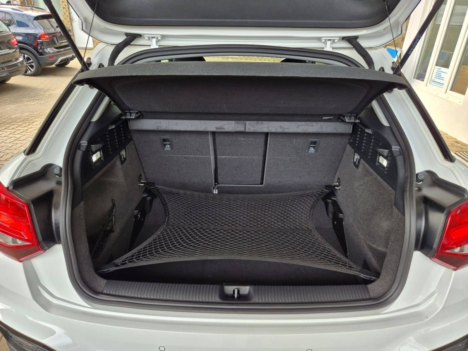 Audi Q2 30 TDI advanced LED/PDC foto 14