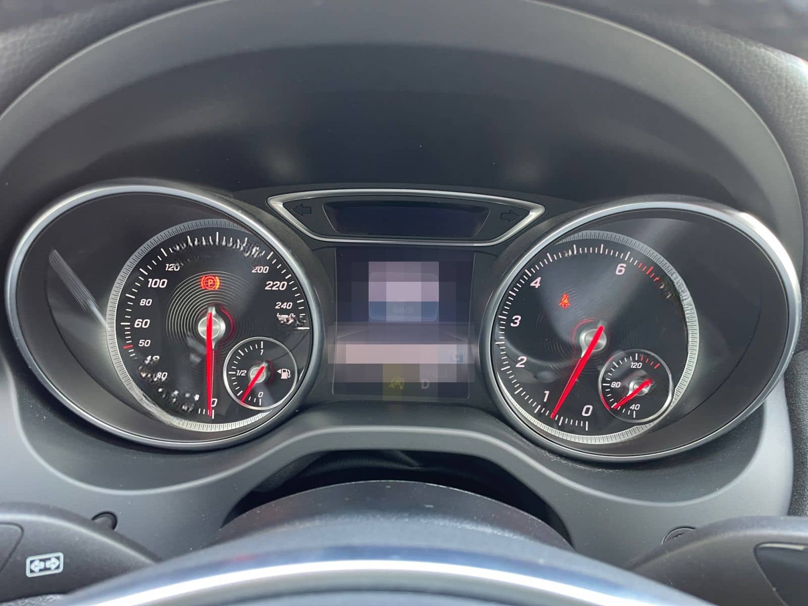 Mercedes-Benz GLA 250 4Matic Automatik (DCT) AMG-Line 360° LED foto 9