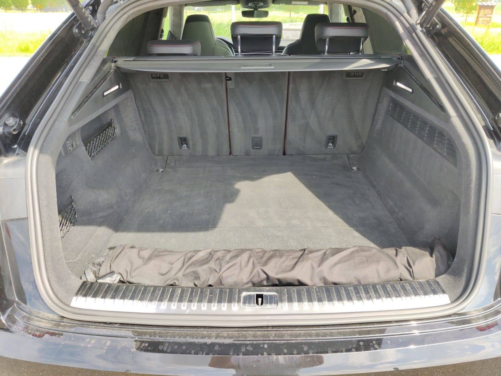 Audi RSQ8 4.0 TFSI q. Tiptr., Akrapovic, Dynamik Plus foto 14