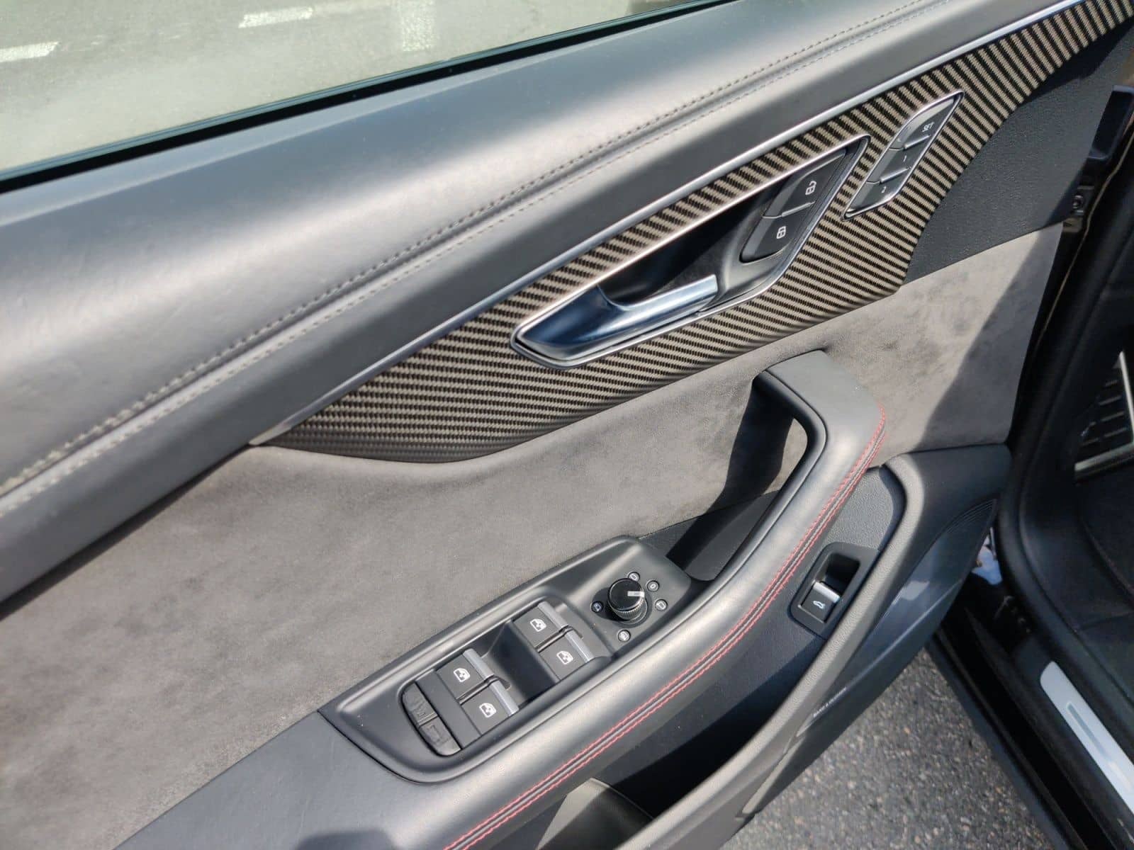 Audi RSQ8 4.0 TFSI q. Tiptr., Akrapovic, Dynamik Plus foto 16