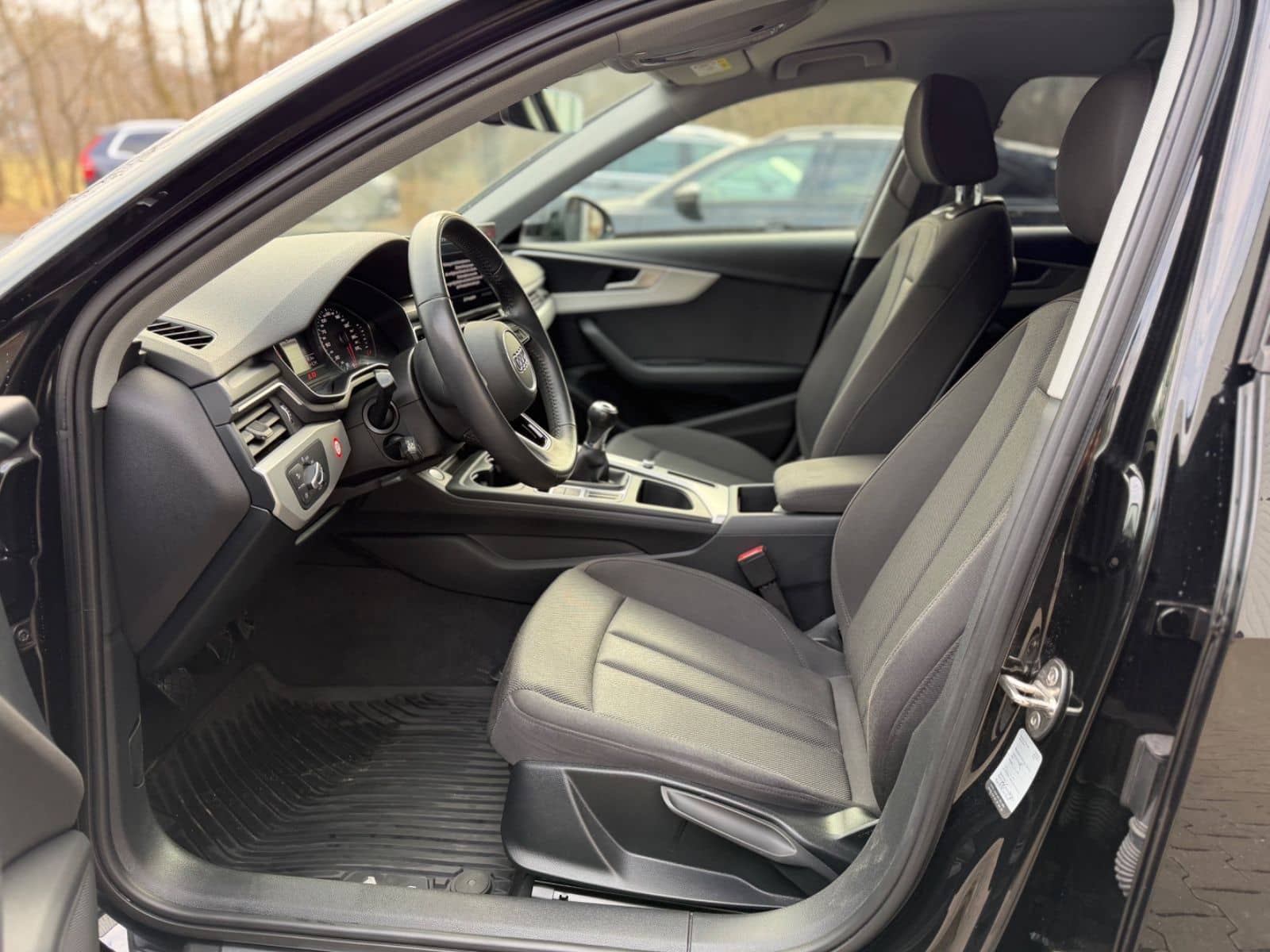 Audi A4 Lim. 35 TFSI advanced/LED/43.000km foto 12