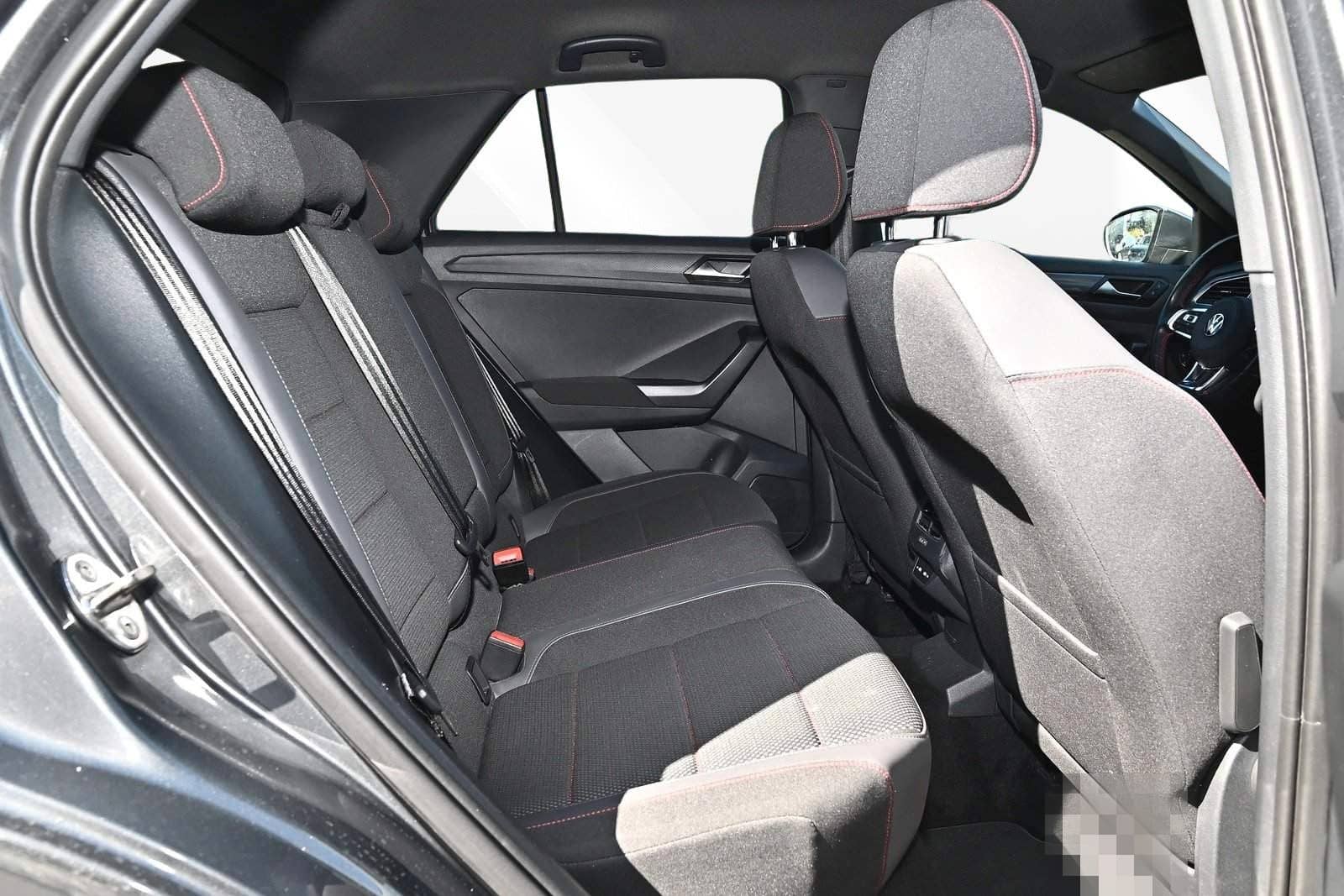 Volkswagen T-Roc 2.0 l TDI DSG Sport foto 7