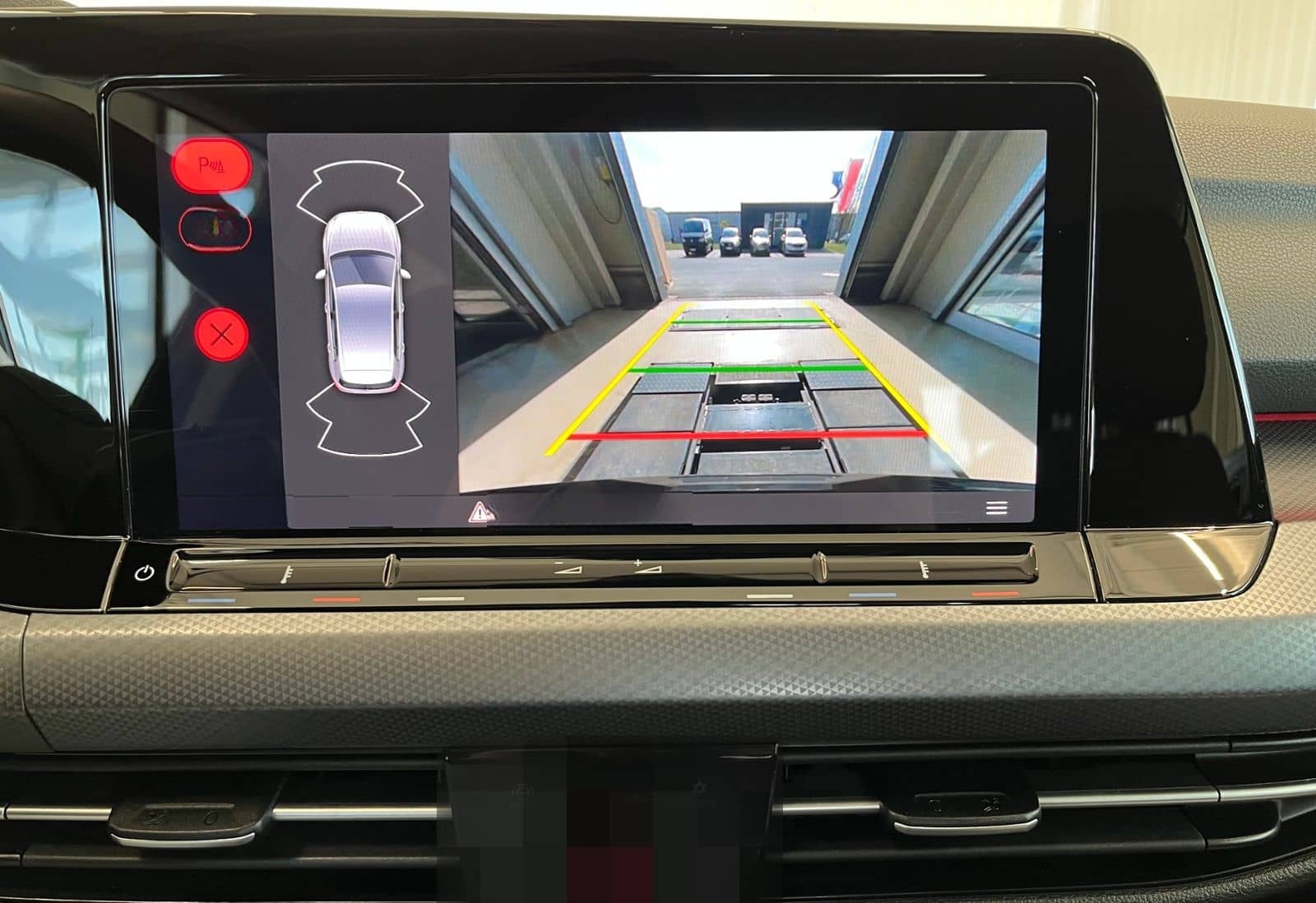 Volkswagen Golf VIII ACTIVE 1.5 TSI Standhzg. HUD Navi LEDP foto 21