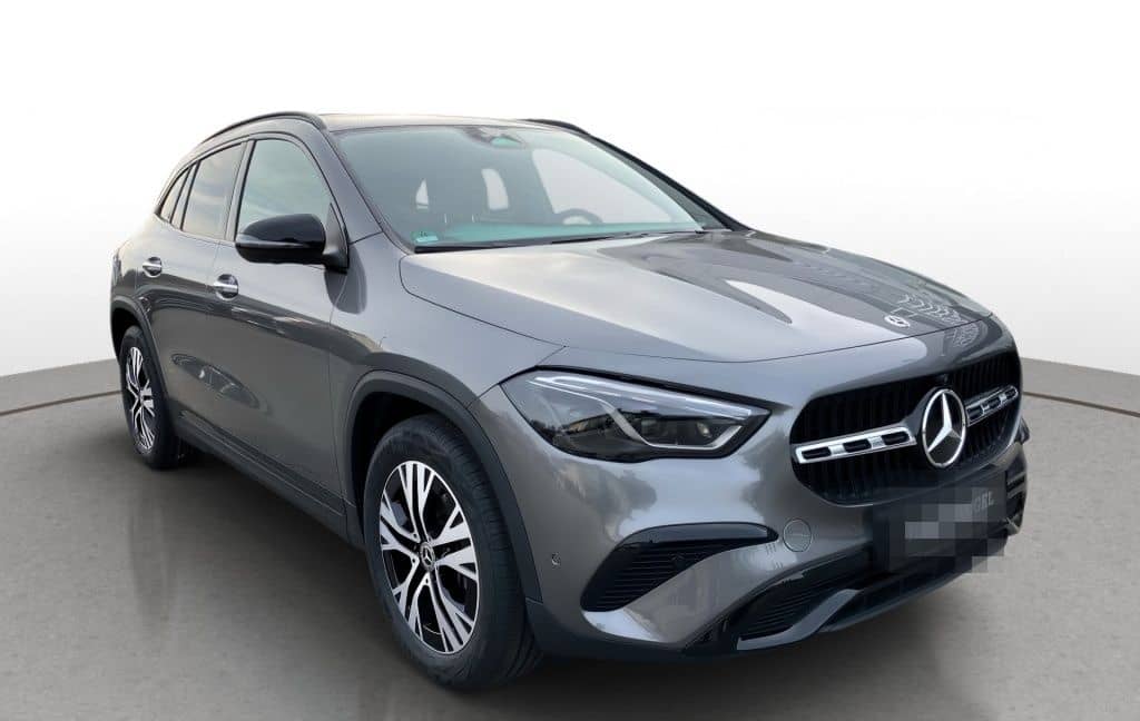 Mercedes-Benz GLA 180 Progressive Line+Night+AHK+DISTR+KEYLESS foto 4