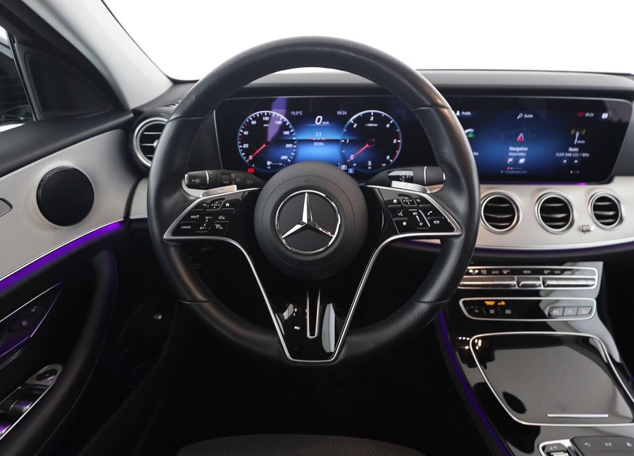 Mercedes-Benz E 220 d T Avantgarde Widescreen MBUX AHK Kamera foto 12