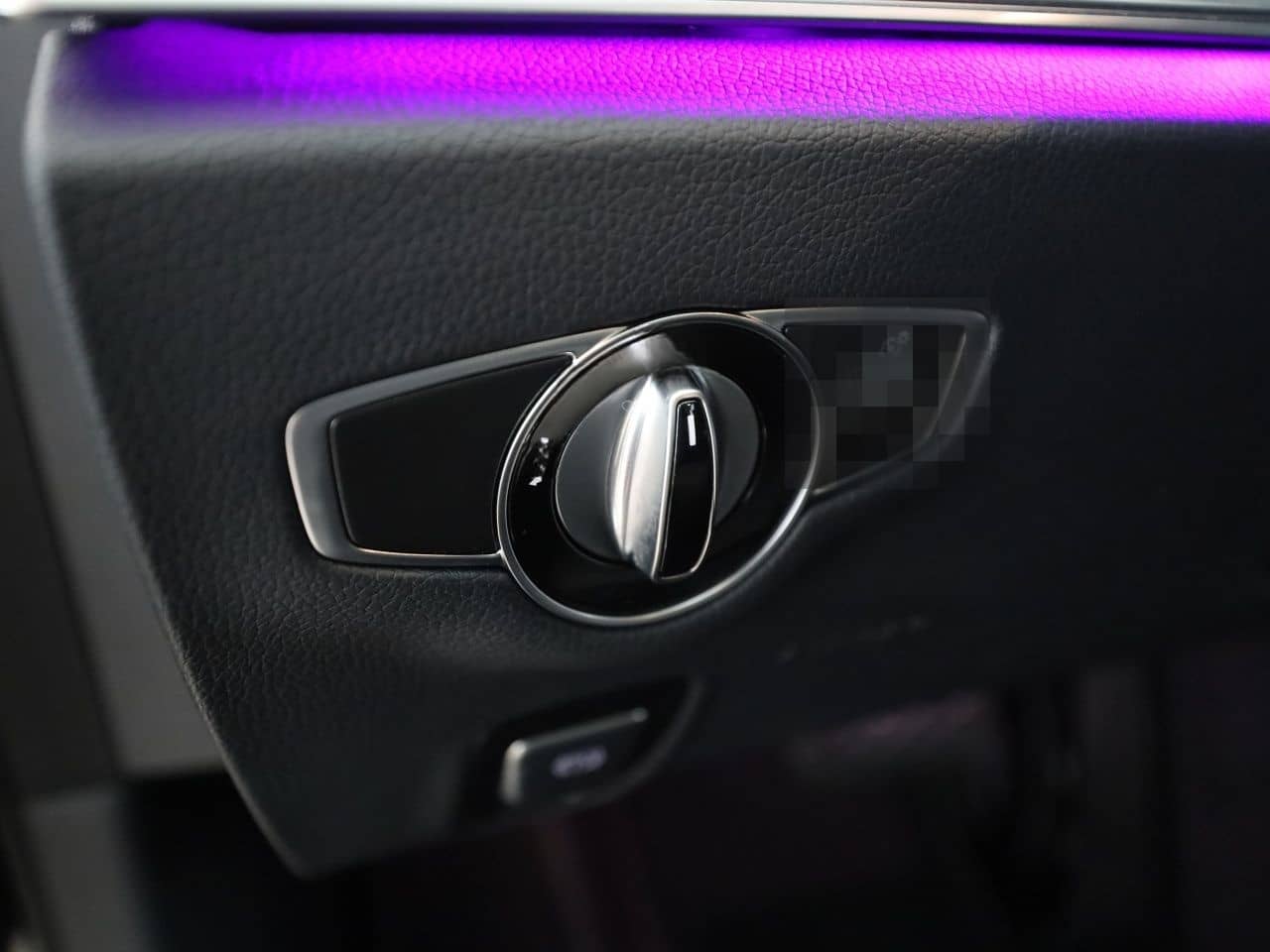 Mercedes-Benz E 220 d T Avantgarde Widescreen MBUX AHK Kamera foto 23