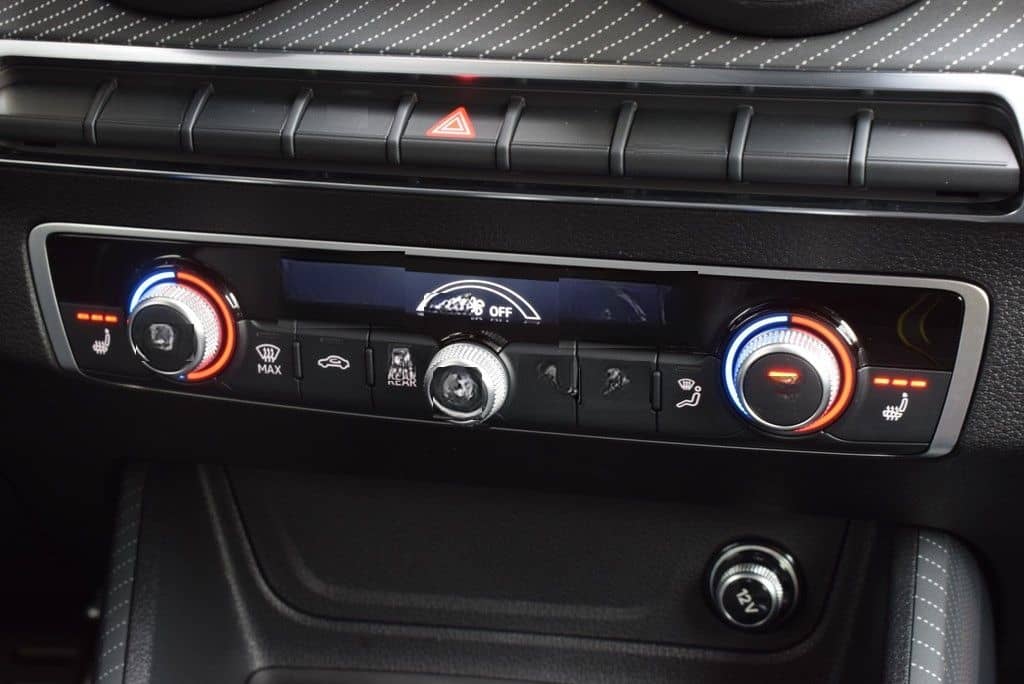 Audi Q2 35 TFSI S-tronic *S-line*AHK*Matrix*RüKam*18" foto 10