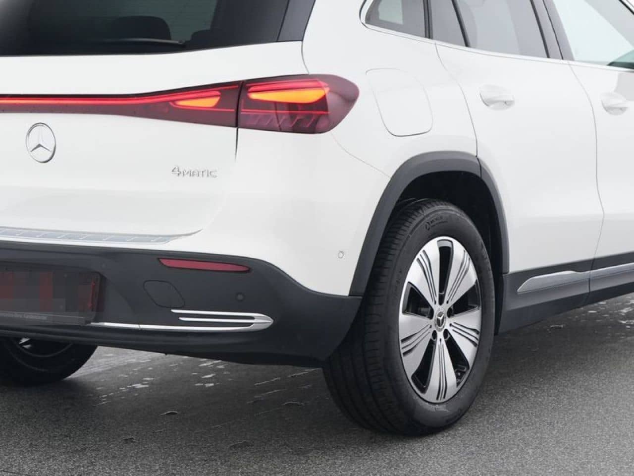 Mercedes-Benz EQA 300 4M+PROGRESSIVE+WINTER-P.+KAMERA+EASYPACK foto 5