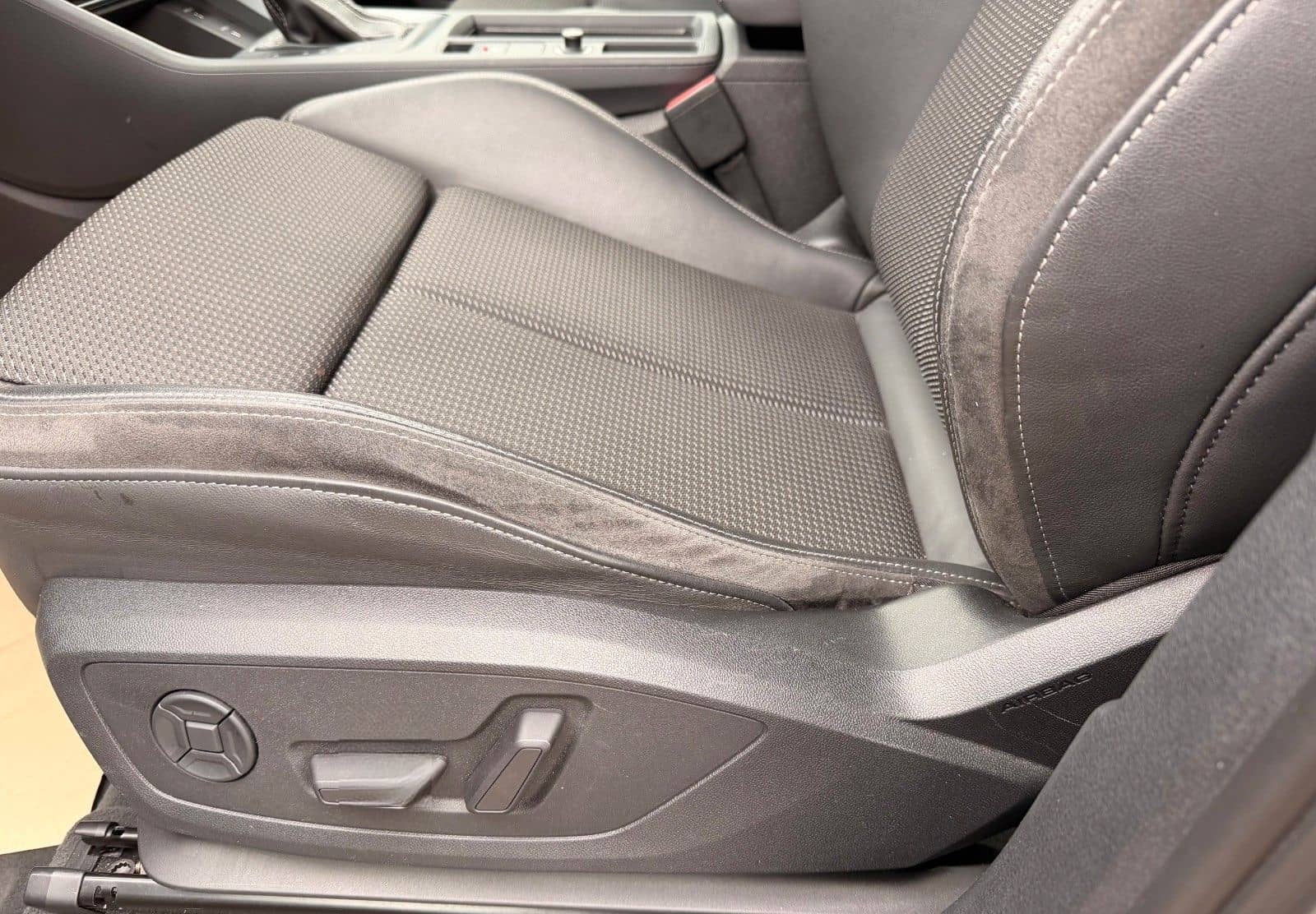 Audi Q3 40 TDI quattro advanced foto 11