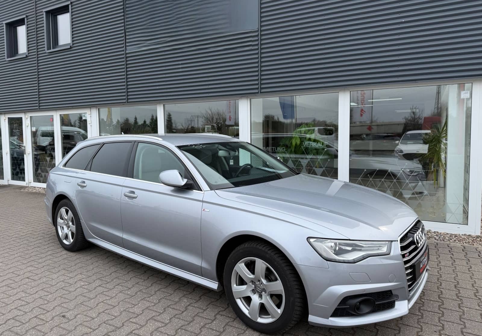 Audi A6 Avant 2.0 TDI ultra S tronic foto 1