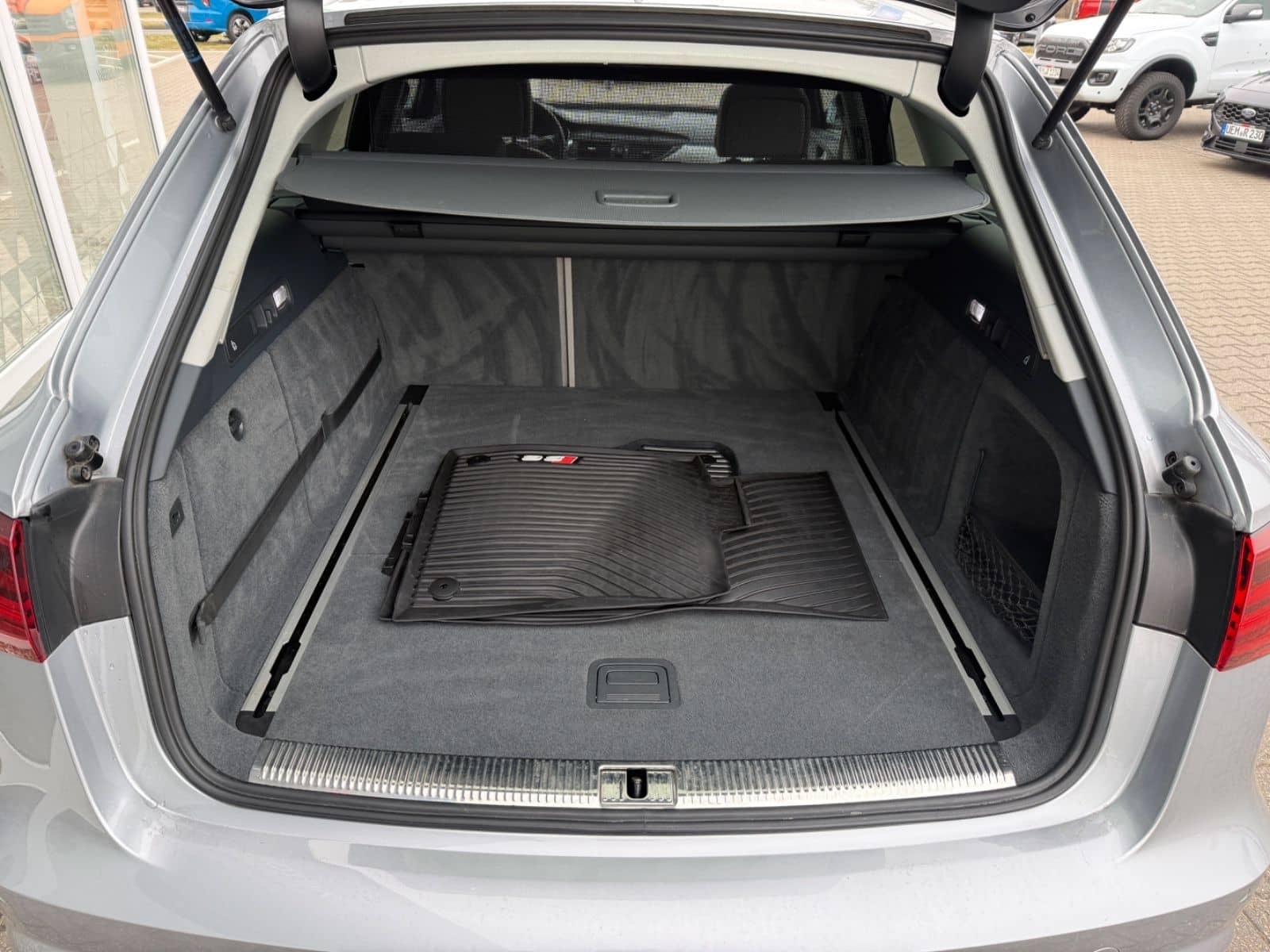 Audi A6 Avant 2.0 TDI ultra S tronic foto 10