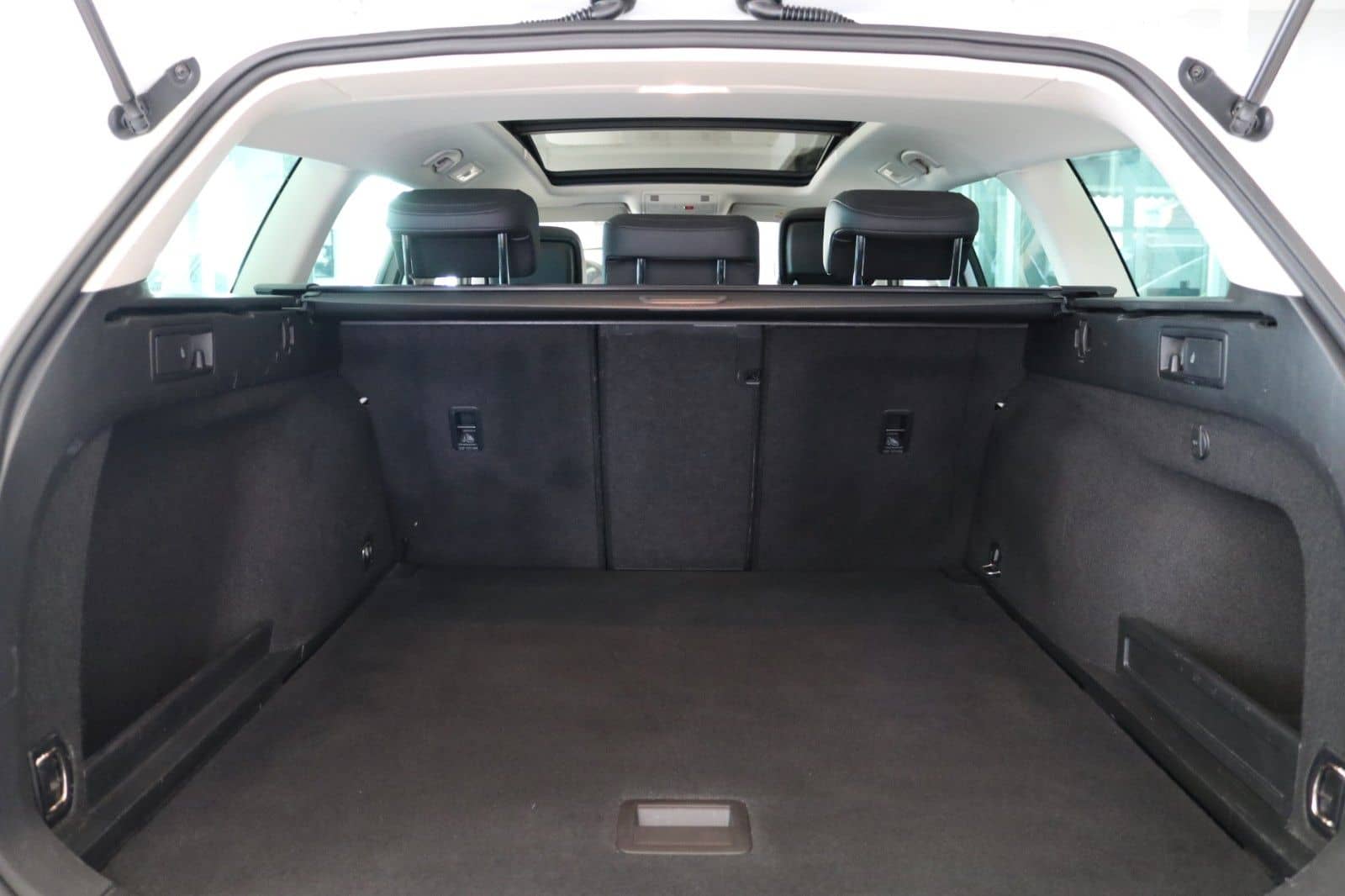 Volkswagen Passat Highline Virtual Pano Kamera ACC LED foto 8