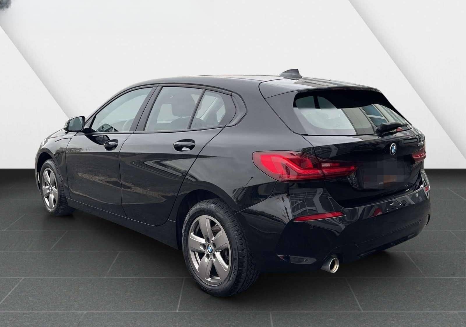BMW 118 118 i Advantage foto 2