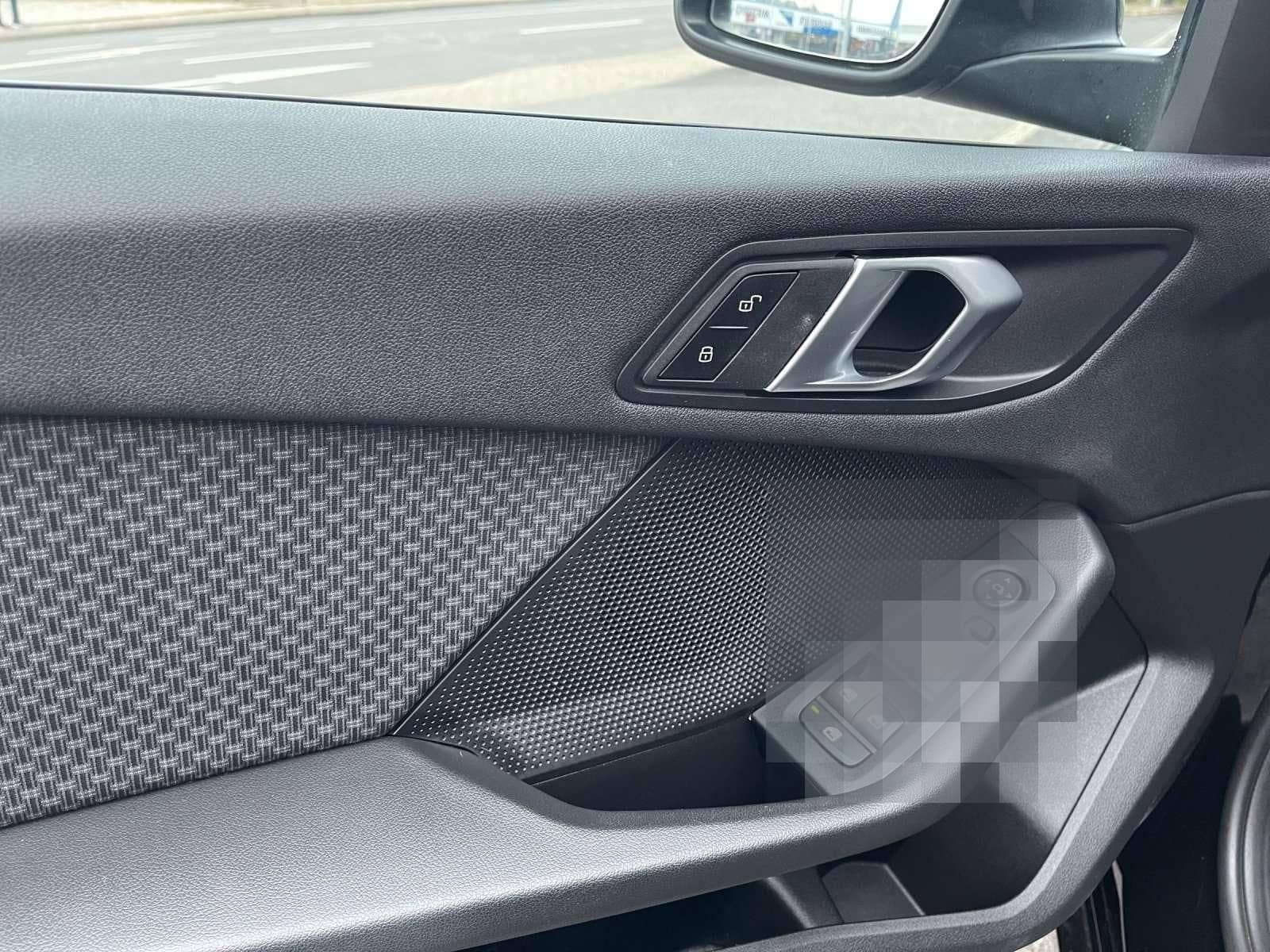 BMW 118 118 i Advantage foto 14