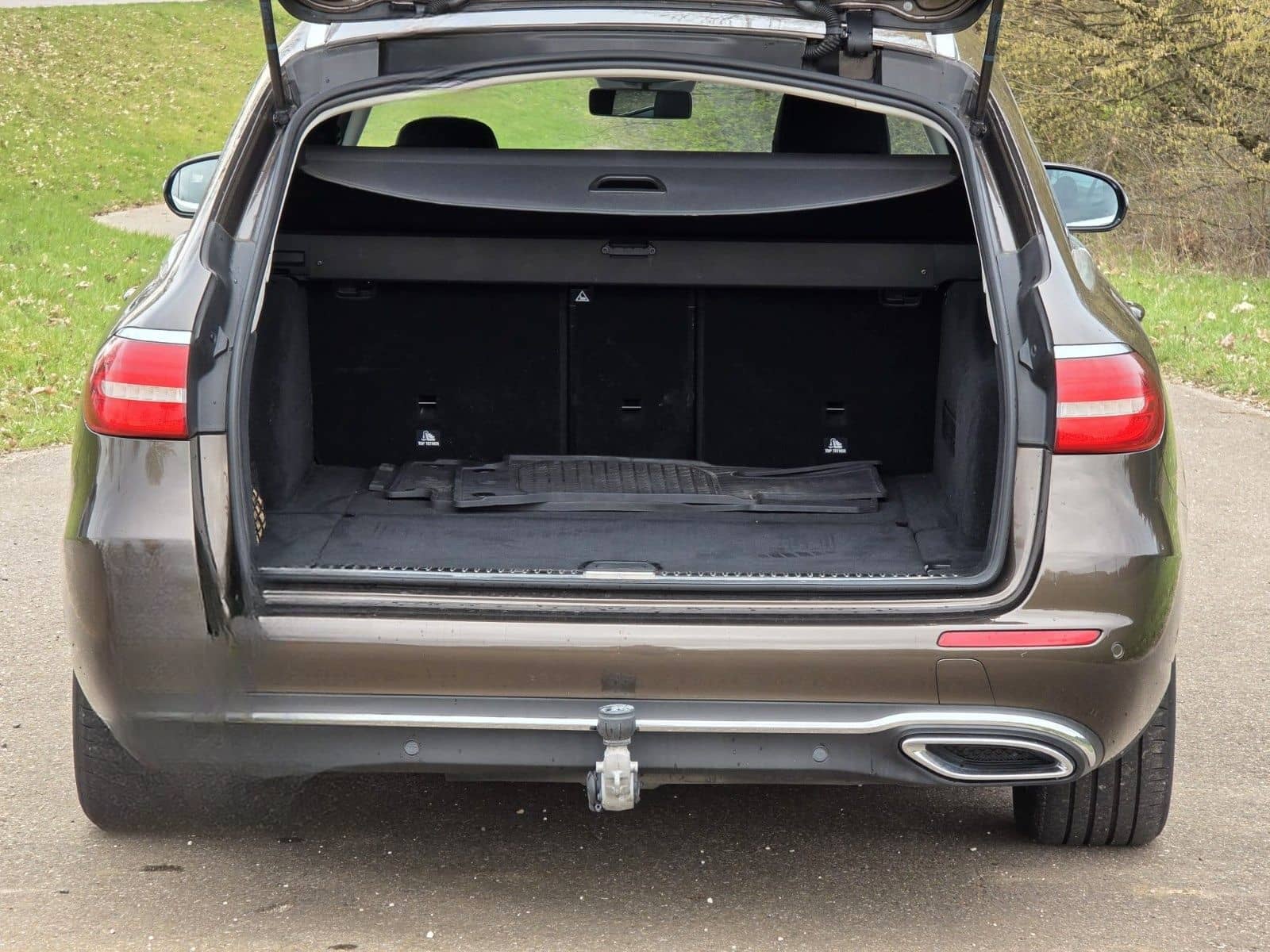 Mercedes-Benz E220 d T-Modell MULTIBEAM LED.AHK.Ambiente.RFK foto 25