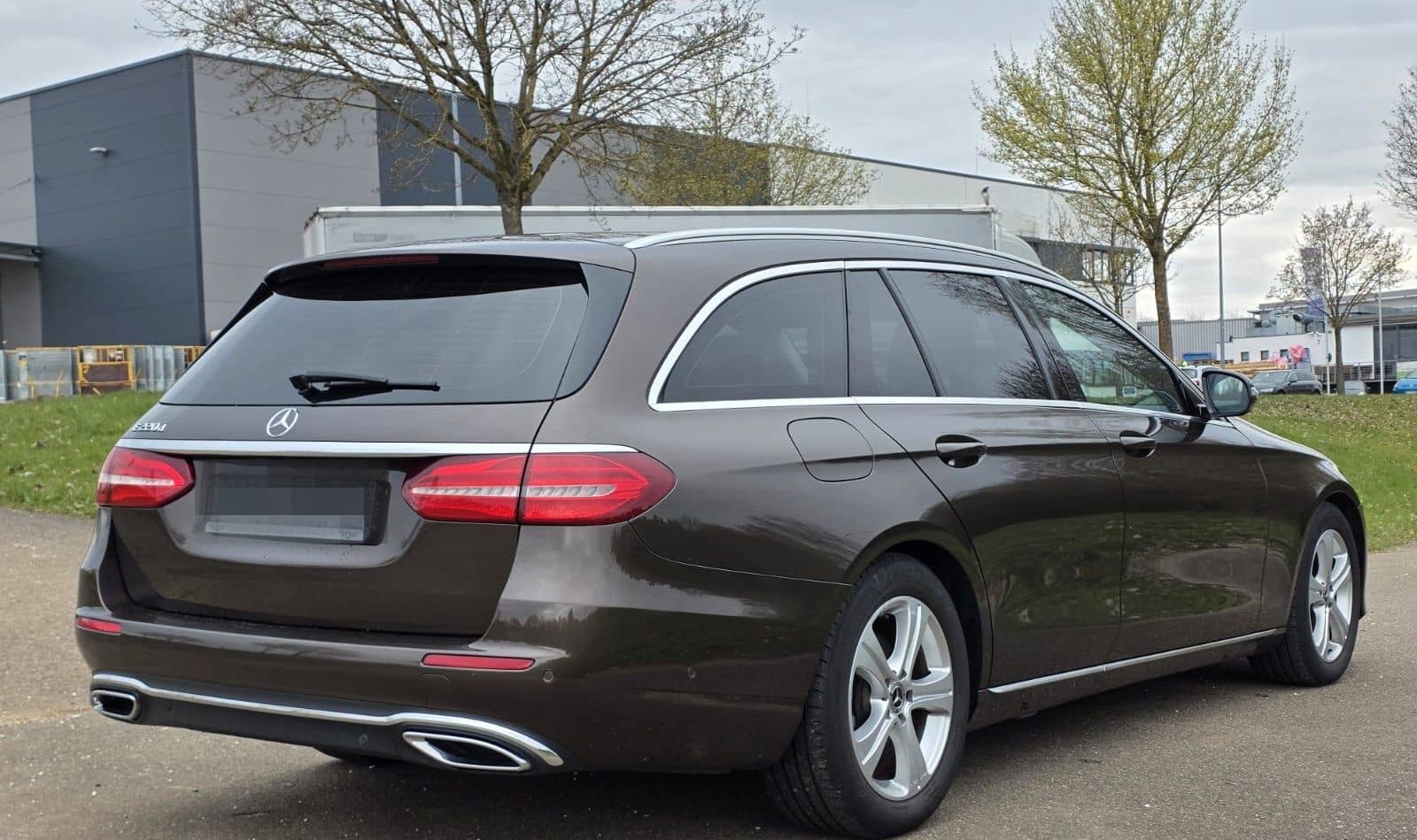 Mercedes-Benz E220 d T-Modell MULTIBEAM LED.AHK.Ambiente.RFK foto 6