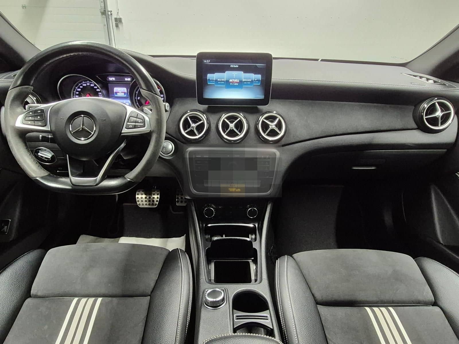 Mercedes-Benz CLA 200 SB AMG-Line LED/Navi/SHZ/Kam/Pano/18-LM foto 13