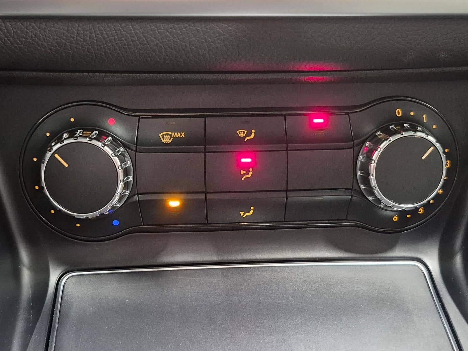 Mercedes-Benz CLA 200 SB AMG-Line LED/Navi/SHZ/Kam/Pano/18-LM foto 17