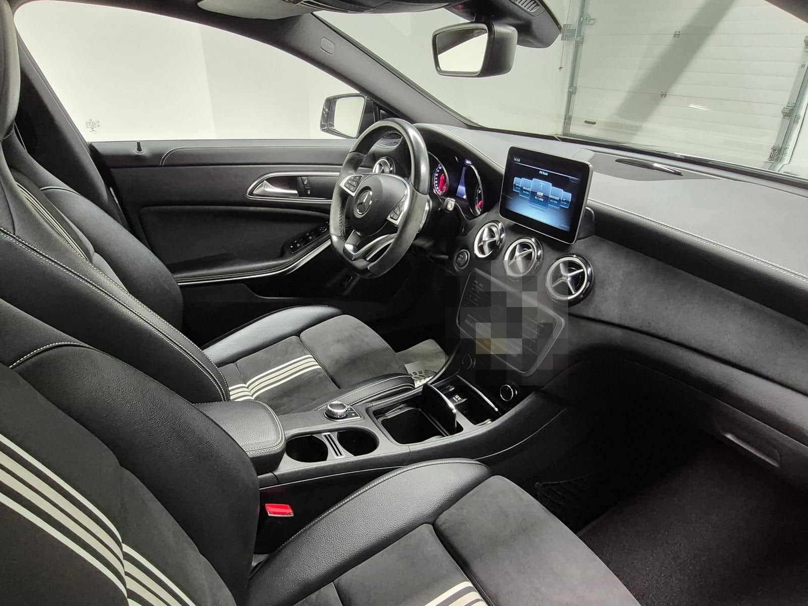 Mercedes-Benz CLA 200 SB AMG-Line LED/Navi/SHZ/Kam/Pano/18-LM foto 10