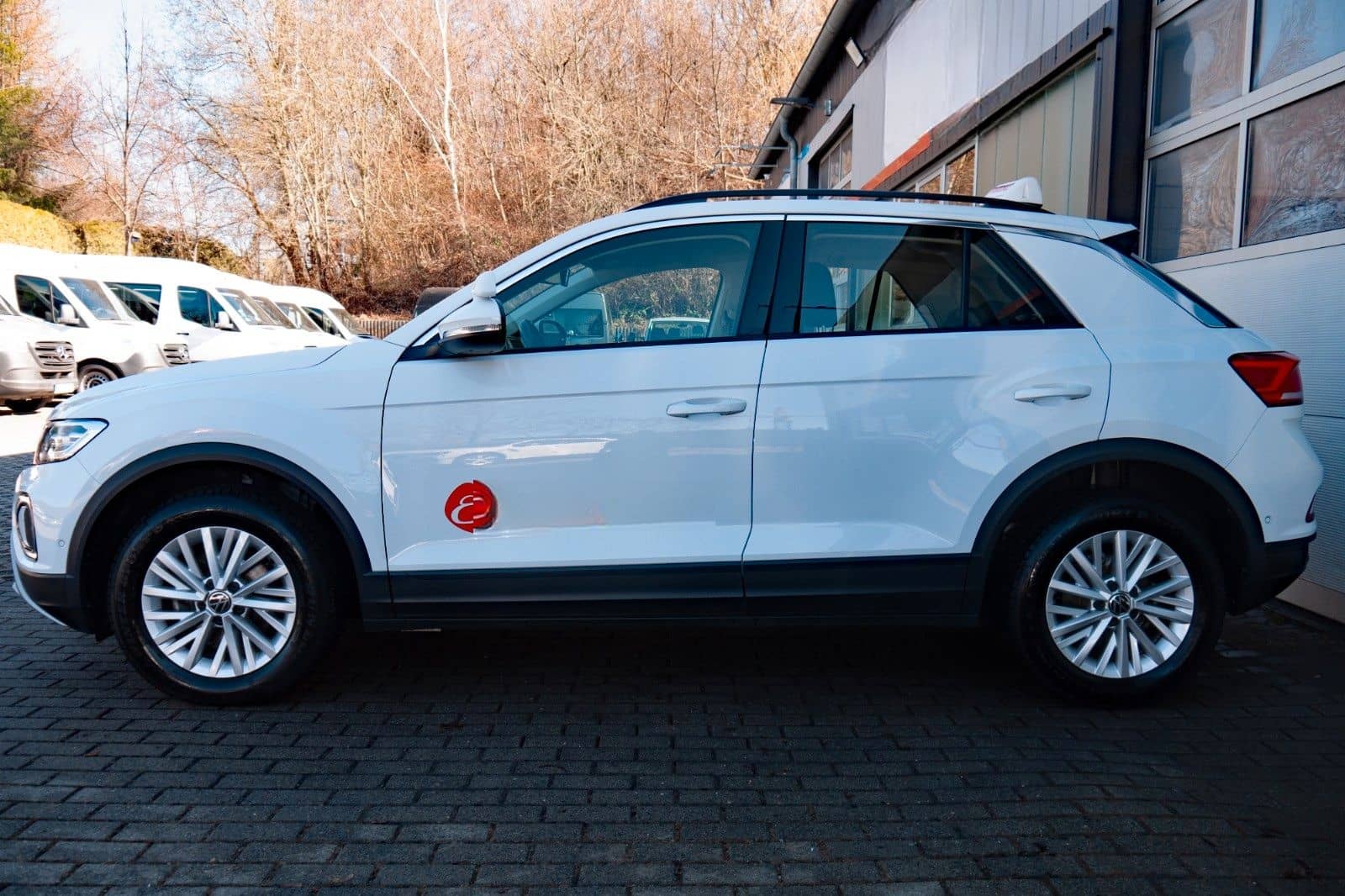 Volkswagen T-Roc Life FAHRSCHULE Schalter AHK RFK LED IQ foto 5
