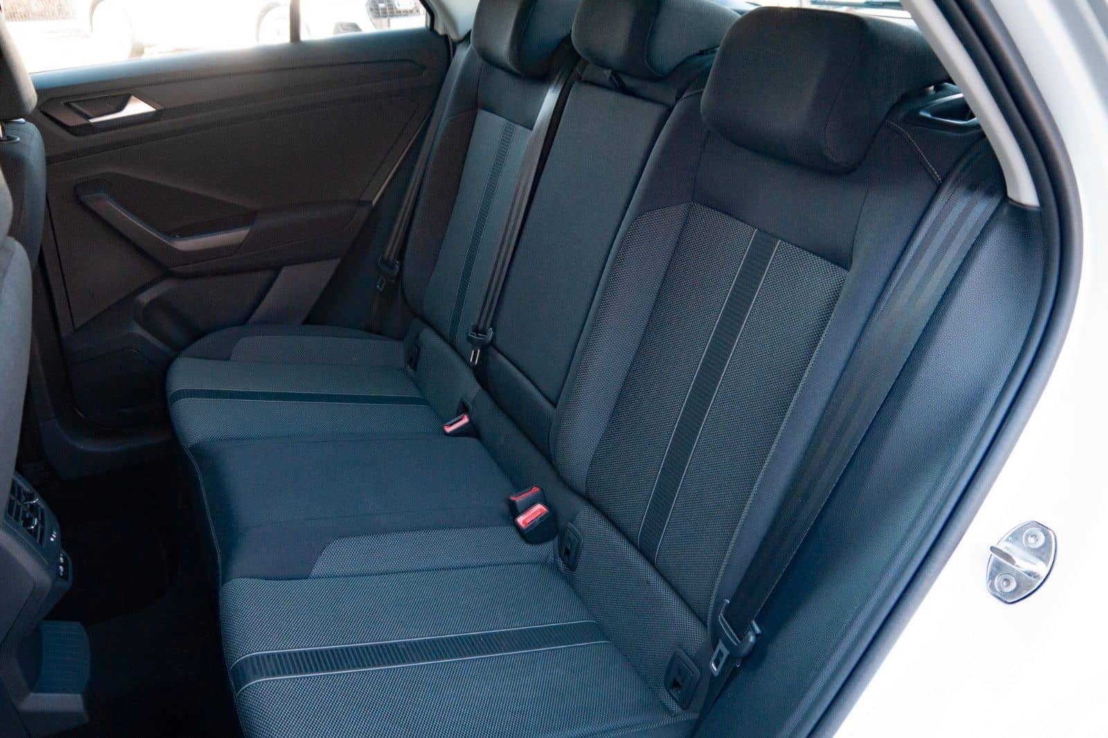 Volkswagen T-Roc Life FAHRSCHULE Schalter AHK RFK LED IQ foto 7